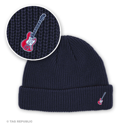 Electric Guitar - pipo pinssillä