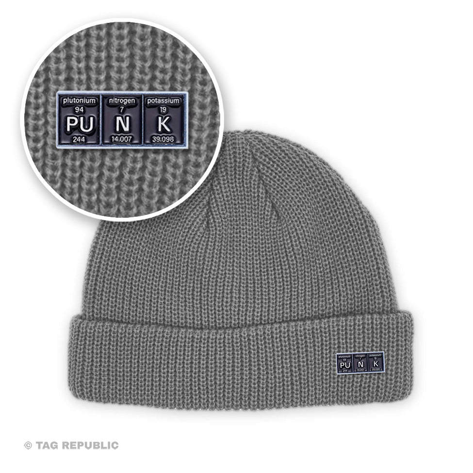 Punk - pipo pinssillä