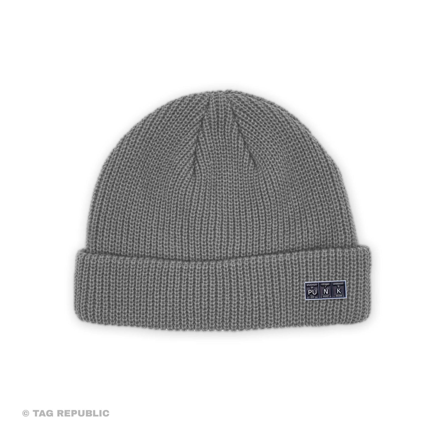 Punk - pipo pinssillä