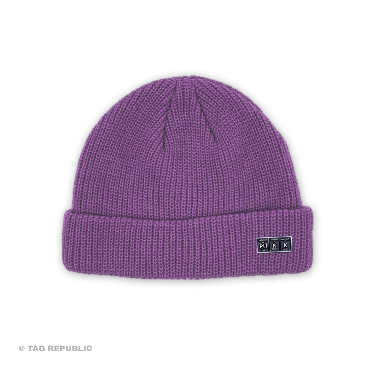 Punk - pipo pinssillä